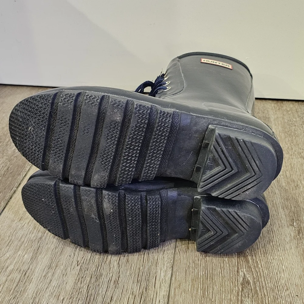 HUNTER Matte Navy Lace-Up Calf Rain Boots Festival Classic